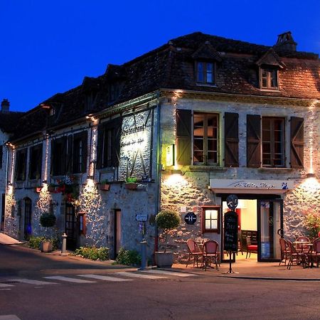 Le Victor Hugo - Hotel Et Restaurant - Logis Hotels Saint-Cere Exterior foto