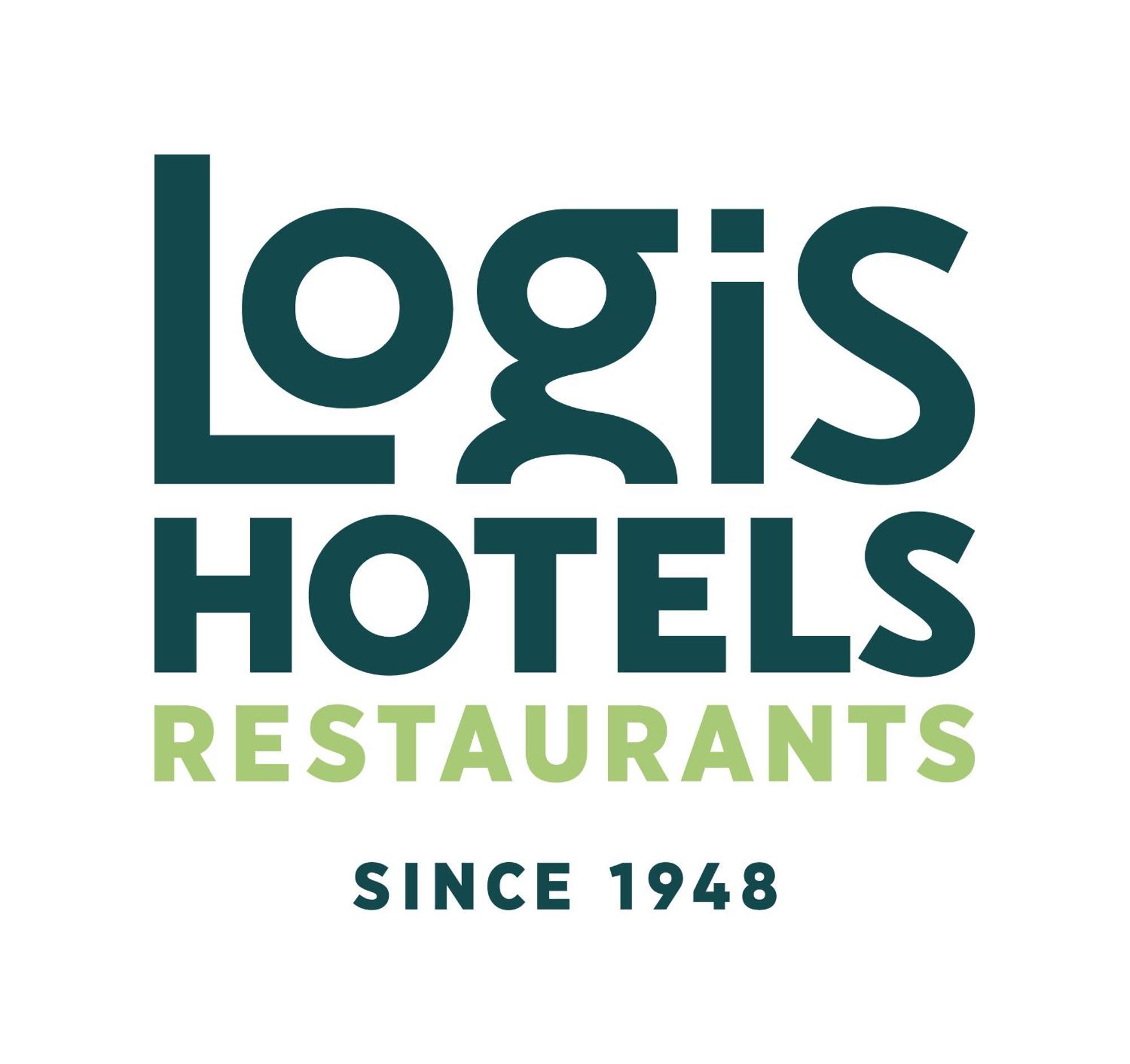 Le Victor Hugo - Hotel Et Restaurant - Logis Hotels Saint-Cere Exterior foto